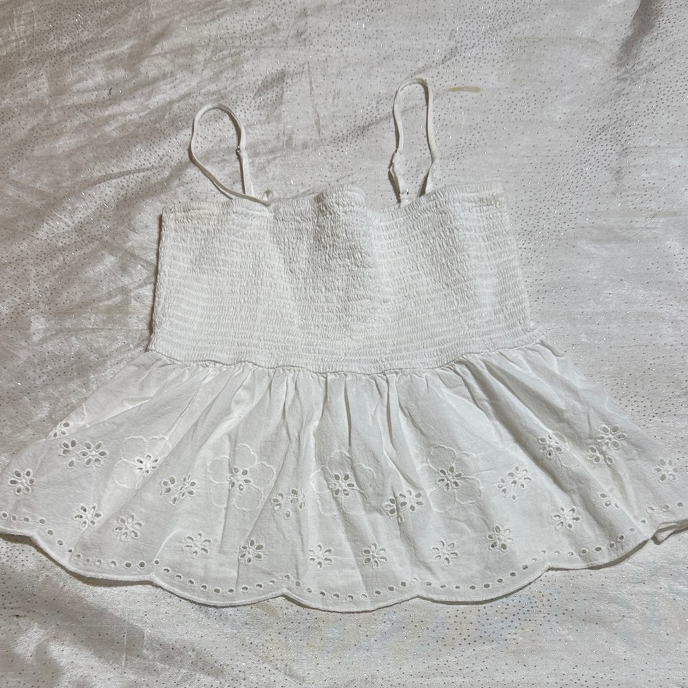 Love tree White Eyelet Peplum Top for girls size M